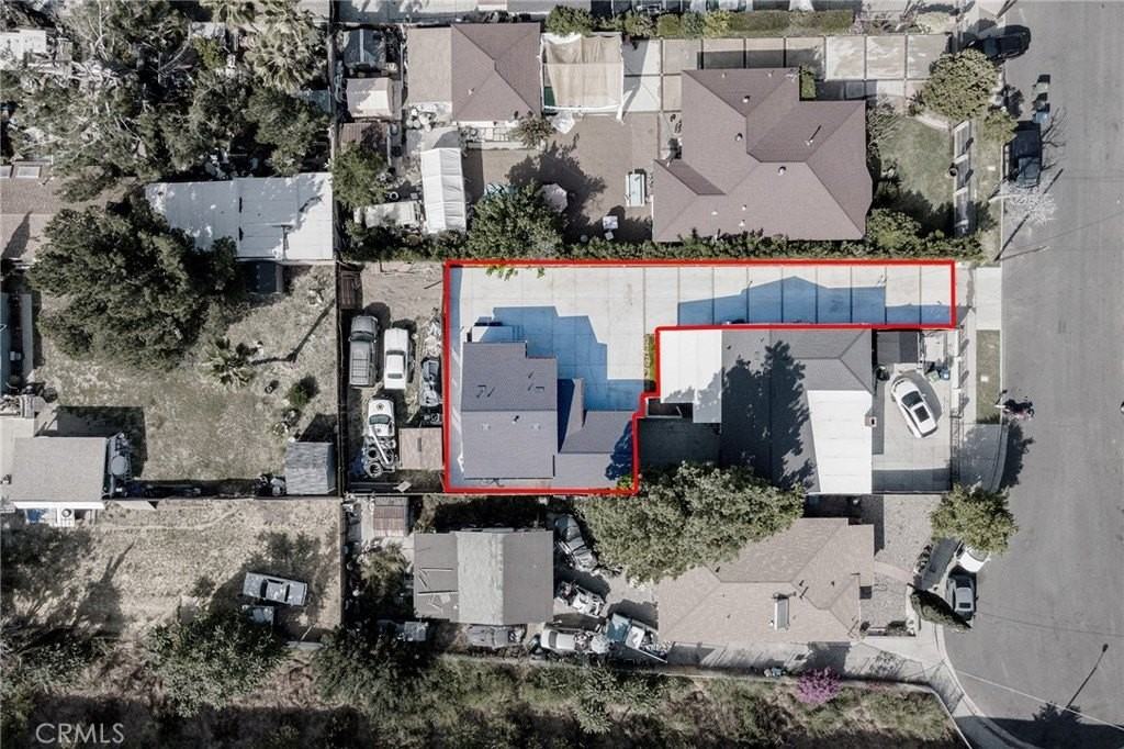 13721 Pierce St - Photo 3 of 35
