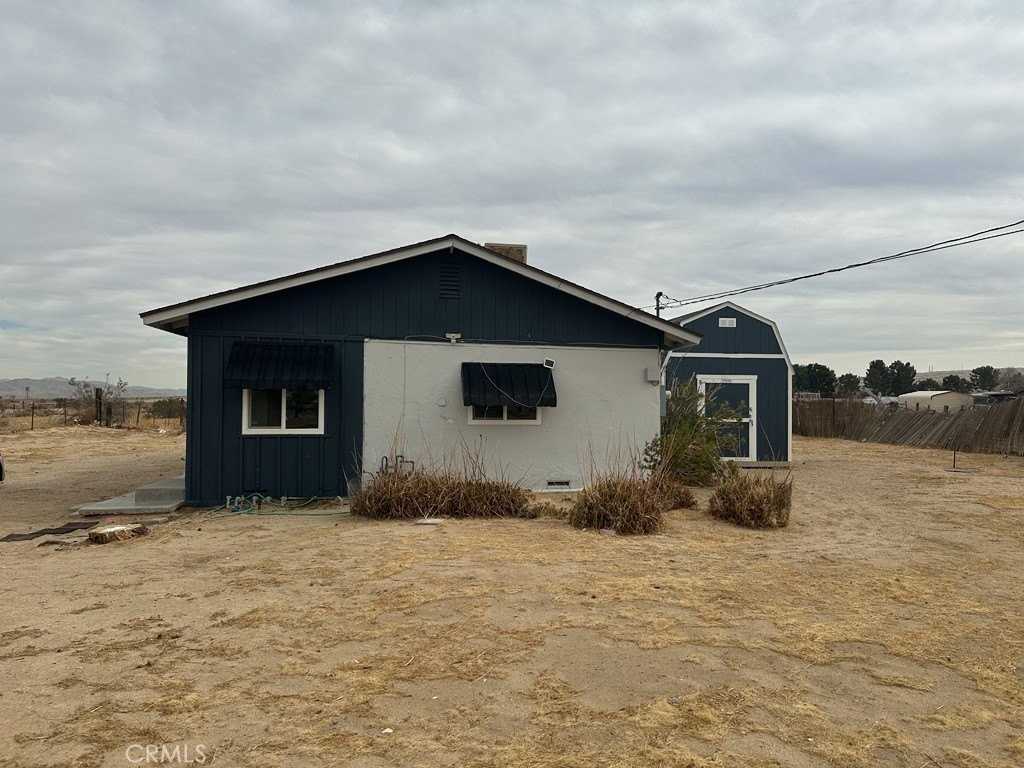 34929 Cedar Rd - Photo 2 of 22