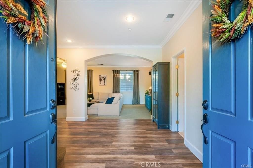 8123 Branding Iron Ln - Photo 3 of 34