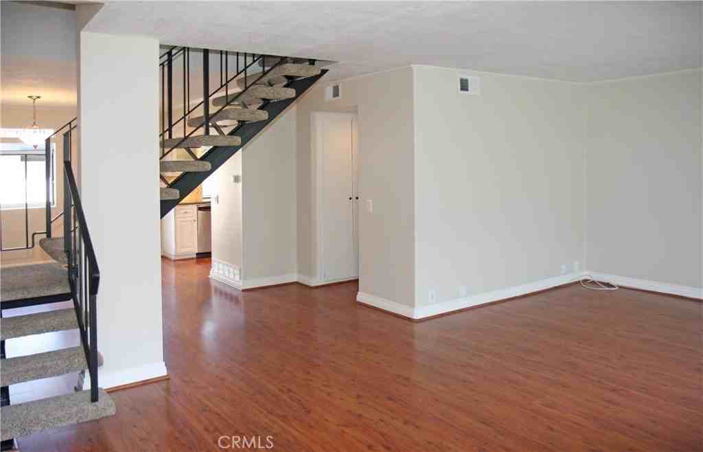 9746 Monte Carlo Cir - Photo 6 of 41