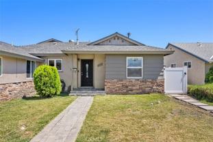 1325 W Ash Ave - Photo 1 of 1