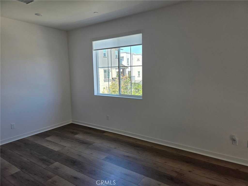 541 Stallion Way - Photo 6 of 14