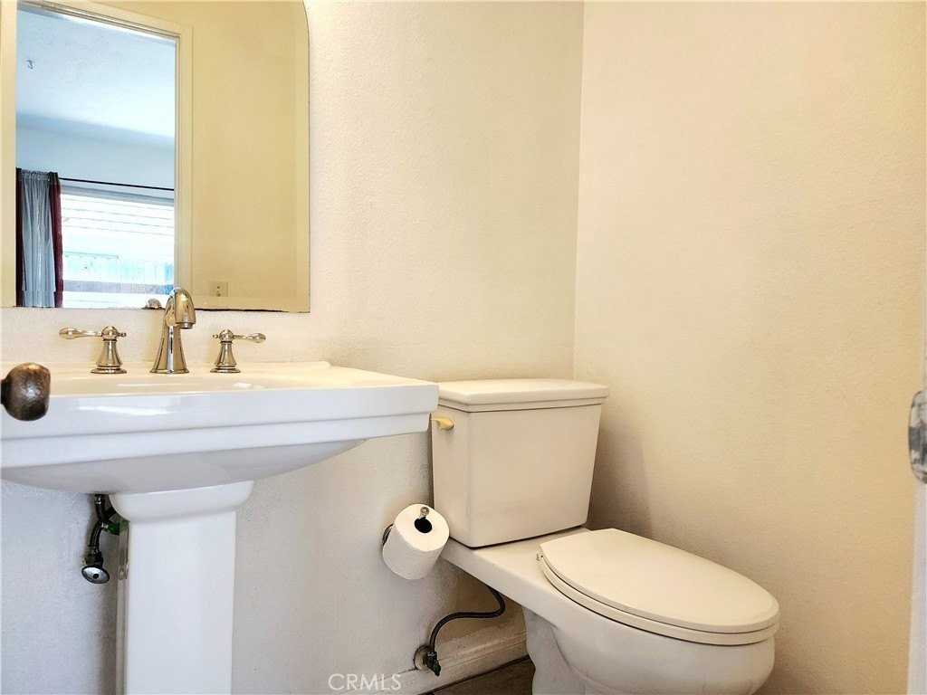 3733 N Harbor Blvd #53 - Photo 6 of 16