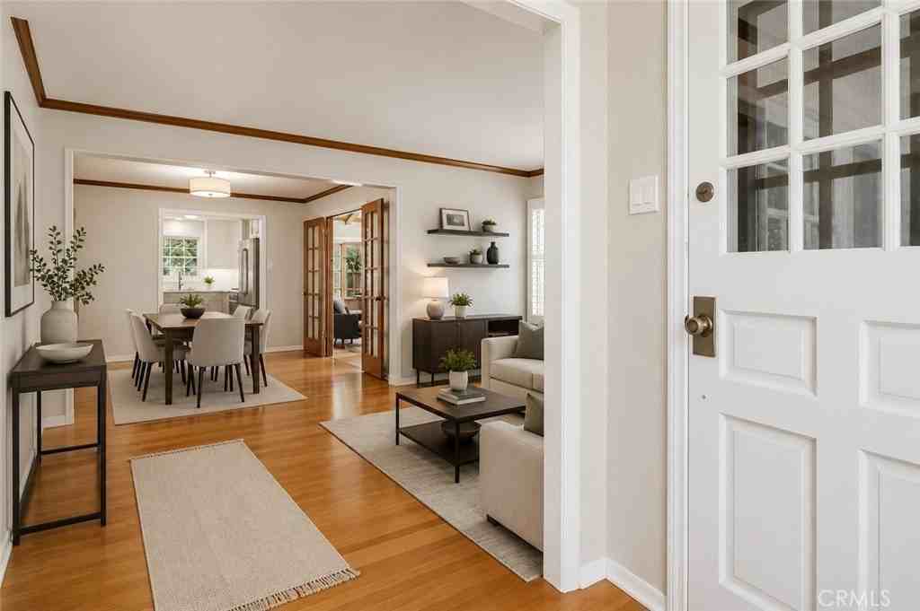 3464 Rose Ave - Photo 4 of 20