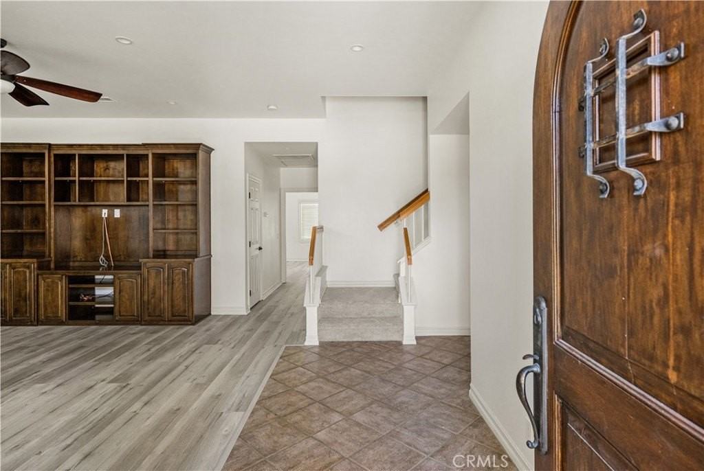 15 Mayflower - Photo 2 of 33