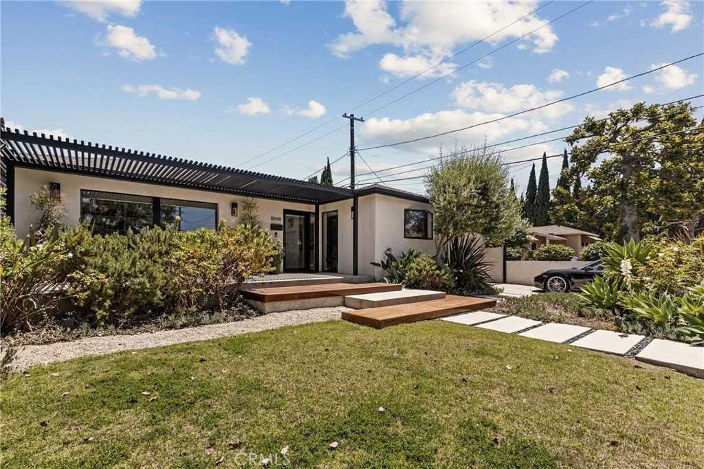 12668 Rose Ave - Photo 2 of 50
