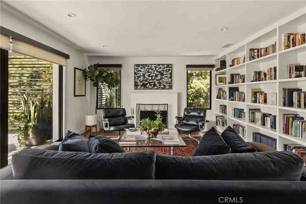 12668 Rose Ave - Photo 5 of 50