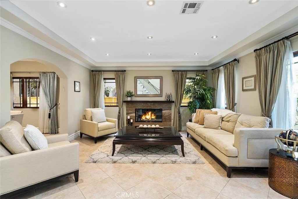 15014 Valleyheart Dr - Photo 7 of 42
