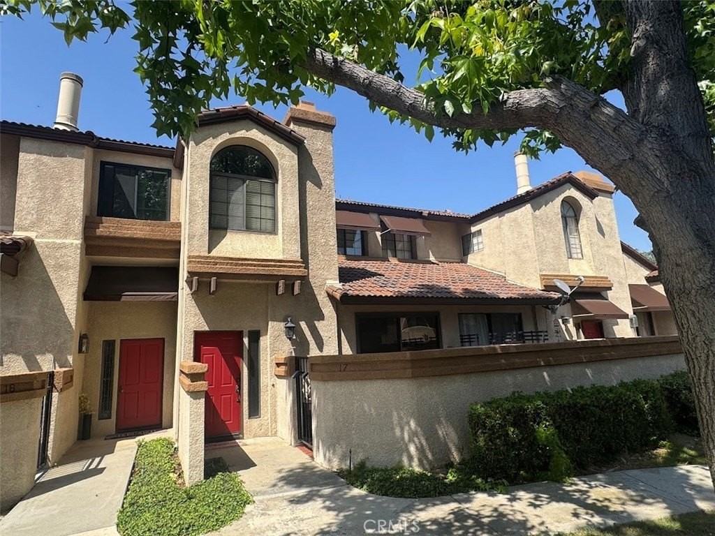 17 Mesquite Pl - Photo 2 of 17