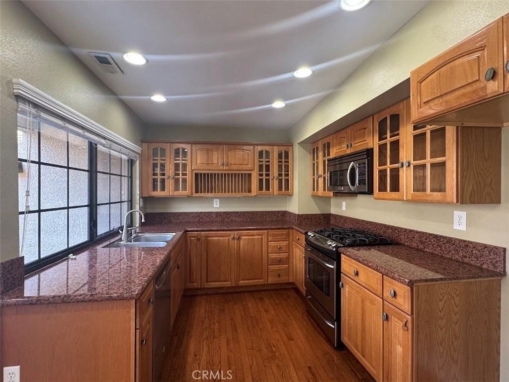 17 Mesquite Pl - Photo 3 of 17