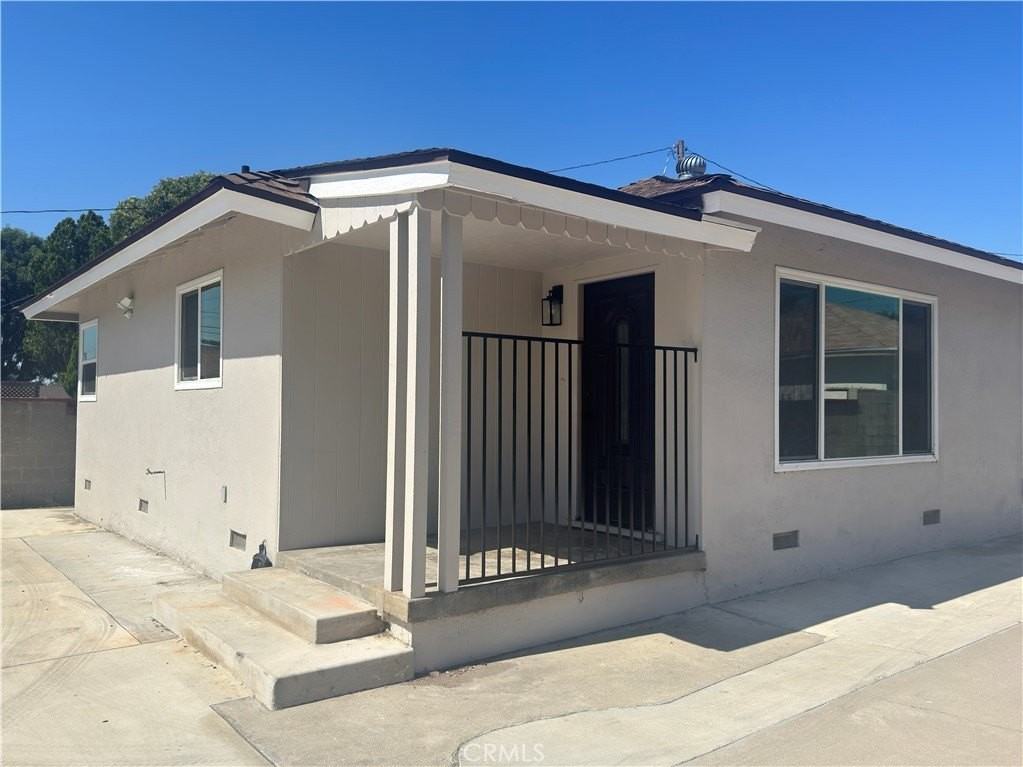 5830 N Vista St - Photo 2 of 16