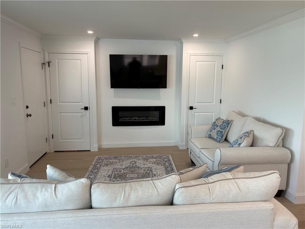 2100 Gulf Shore Blvd N #120 - Photo 2 of 27