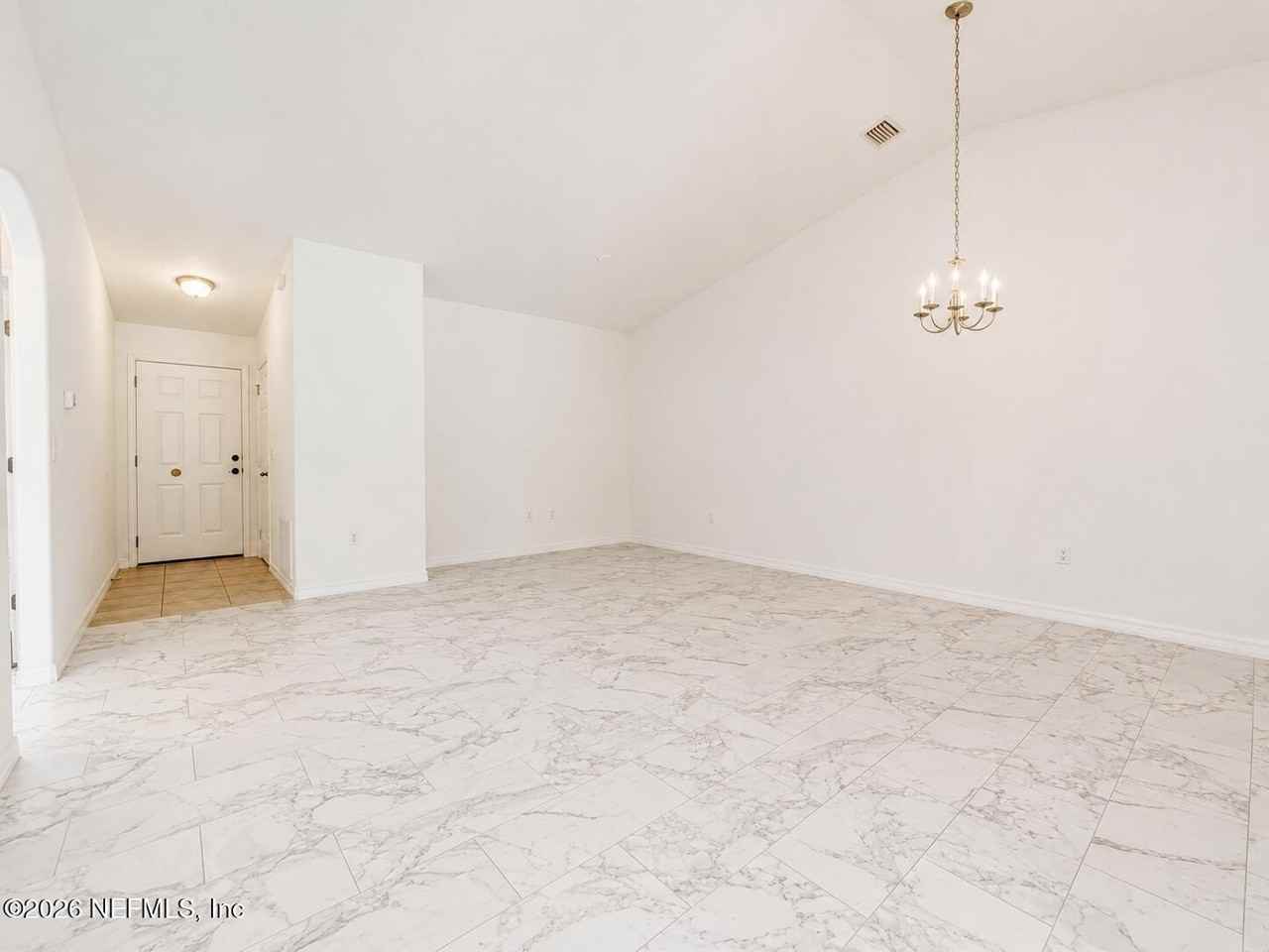 2 Sebastian Ct #B - Photo 4 of 21