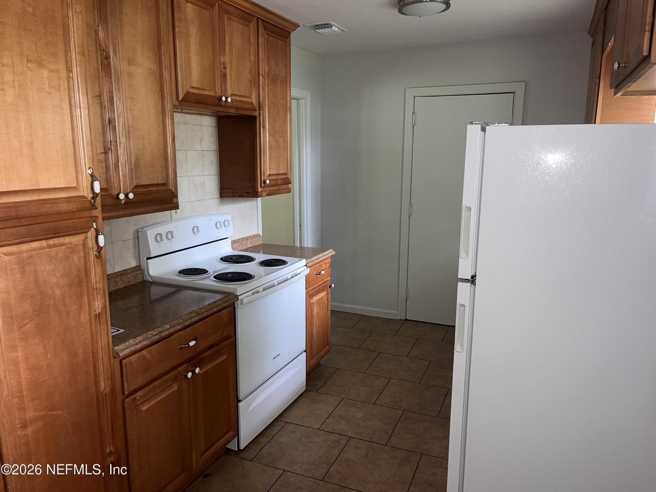 6560 Barmer Dr S - Photo 2 of 10