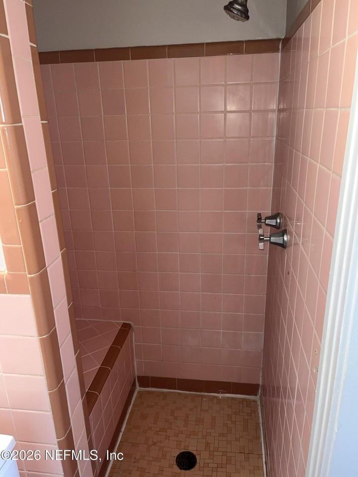6560 Barmer Dr S - Photo 7 of 10