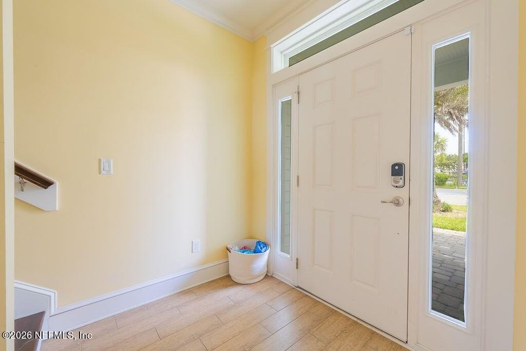 116 10th Ave N - Photo 7 of 45