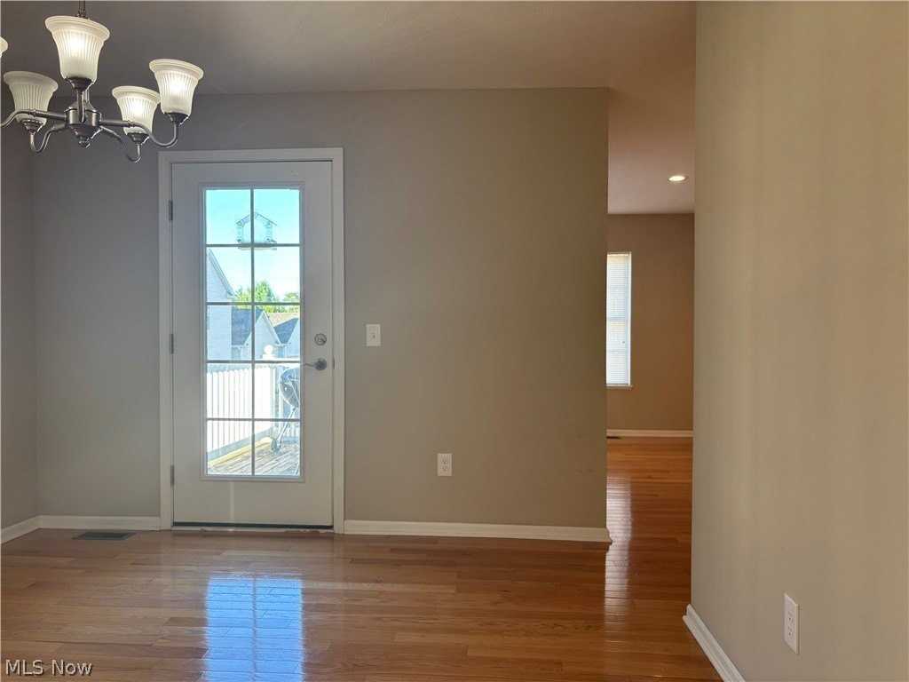 1913 E 86th St - Photo 5 of 16