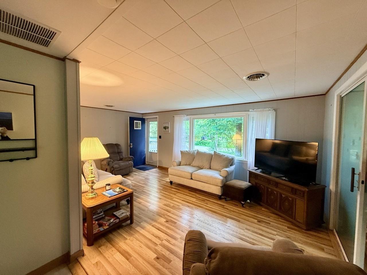43 Beachwood Rd - Photo 4 of 20
