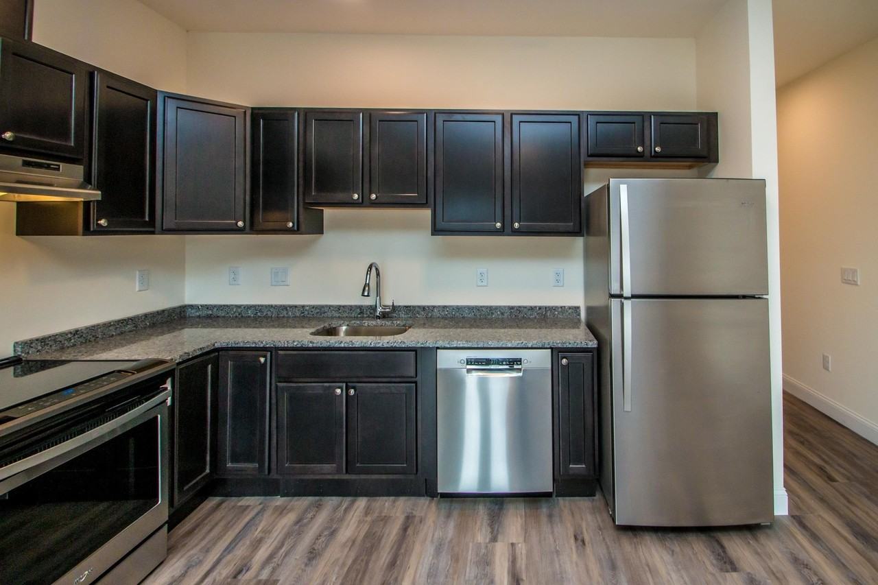 30 Alpine Place Dr #104 - Photo 6 of 24