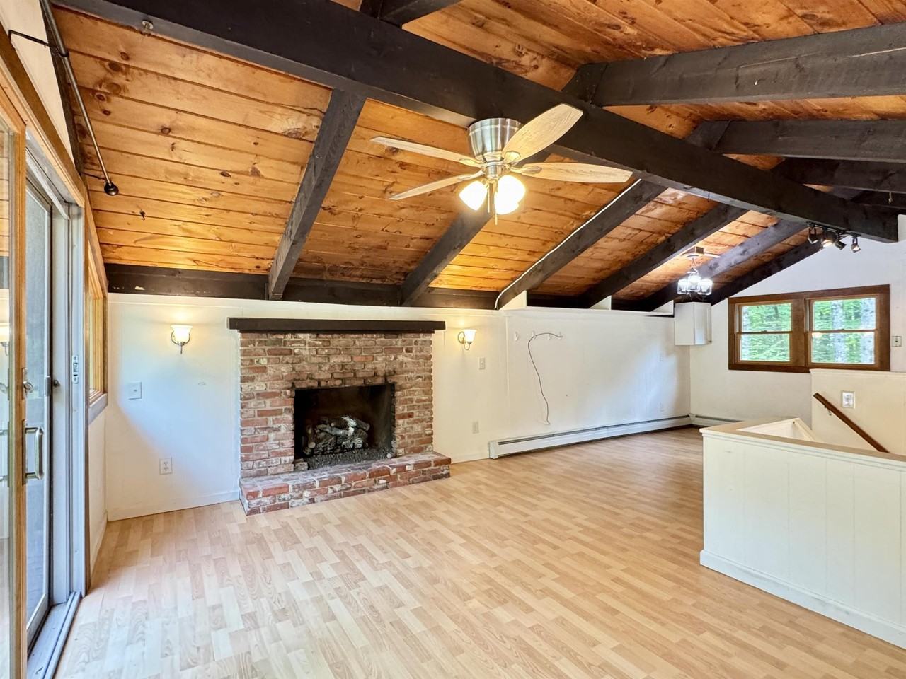 314 Old Bartlett Rd - Photo 4 of 32