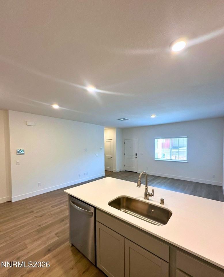 4208 Fawnridge Pl - Photo 4 of 13