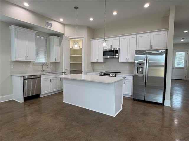 118 Berger St #B - Photo 6 of 31
