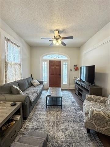 1329 Gallier St - Photo 4 of 15