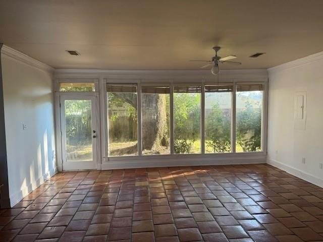 319 Edison St - Photo 3 of 17