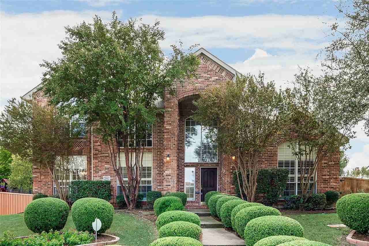 3902 Harlington Ln - Photo 4 of 31