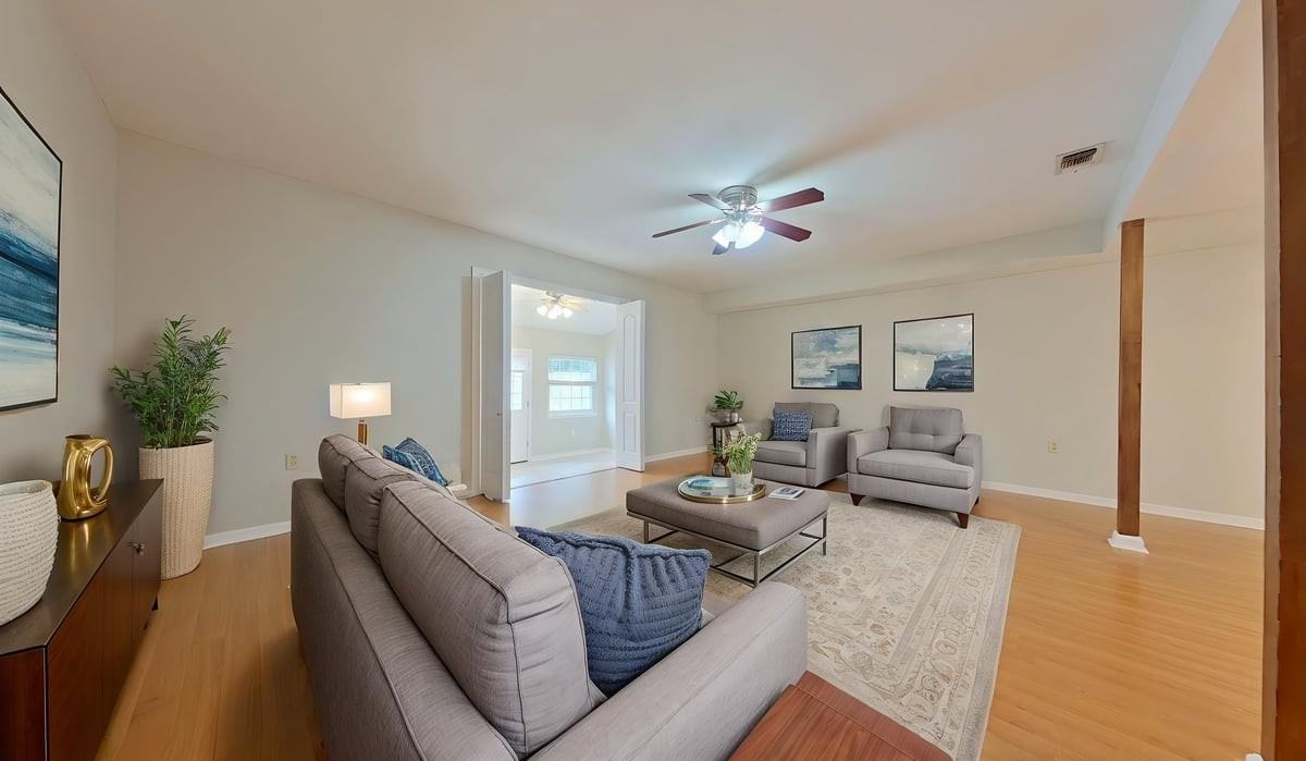 107 Skinner Cir - Photo 4 of 15