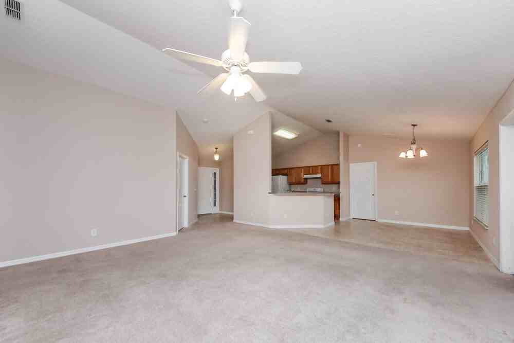2151 Antler Dr - Photo 3 of 16