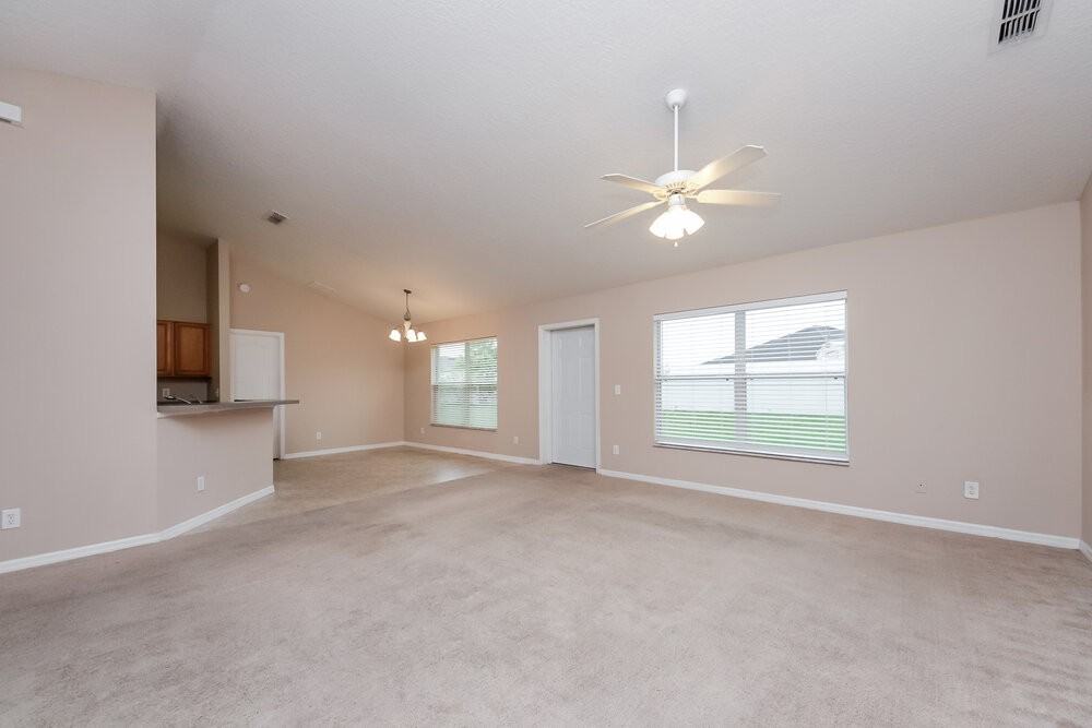 2151 Antler Dr - Photo 4 of 16