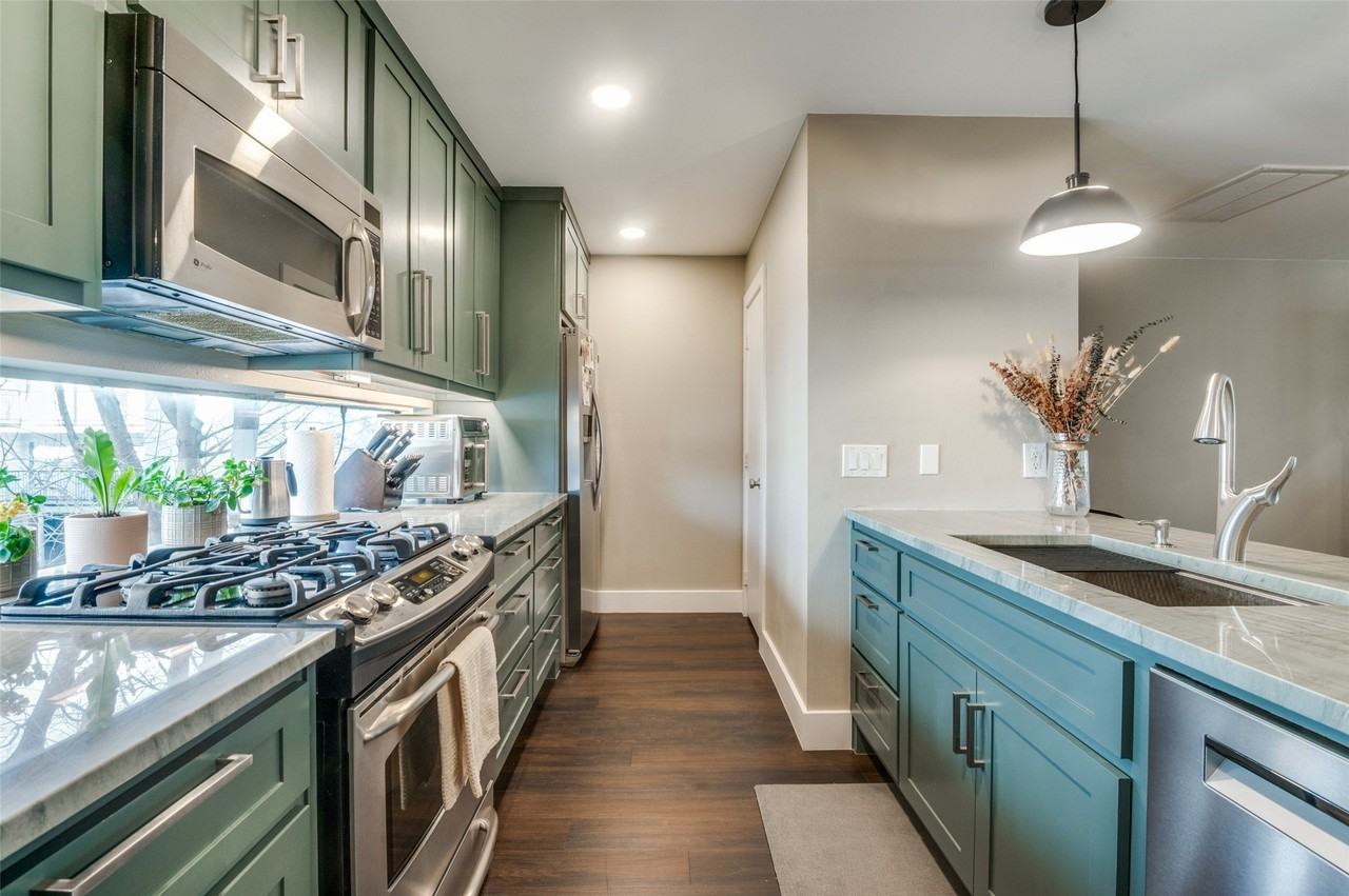 4213 Dickason Ave #13 - Photo 7 of 25