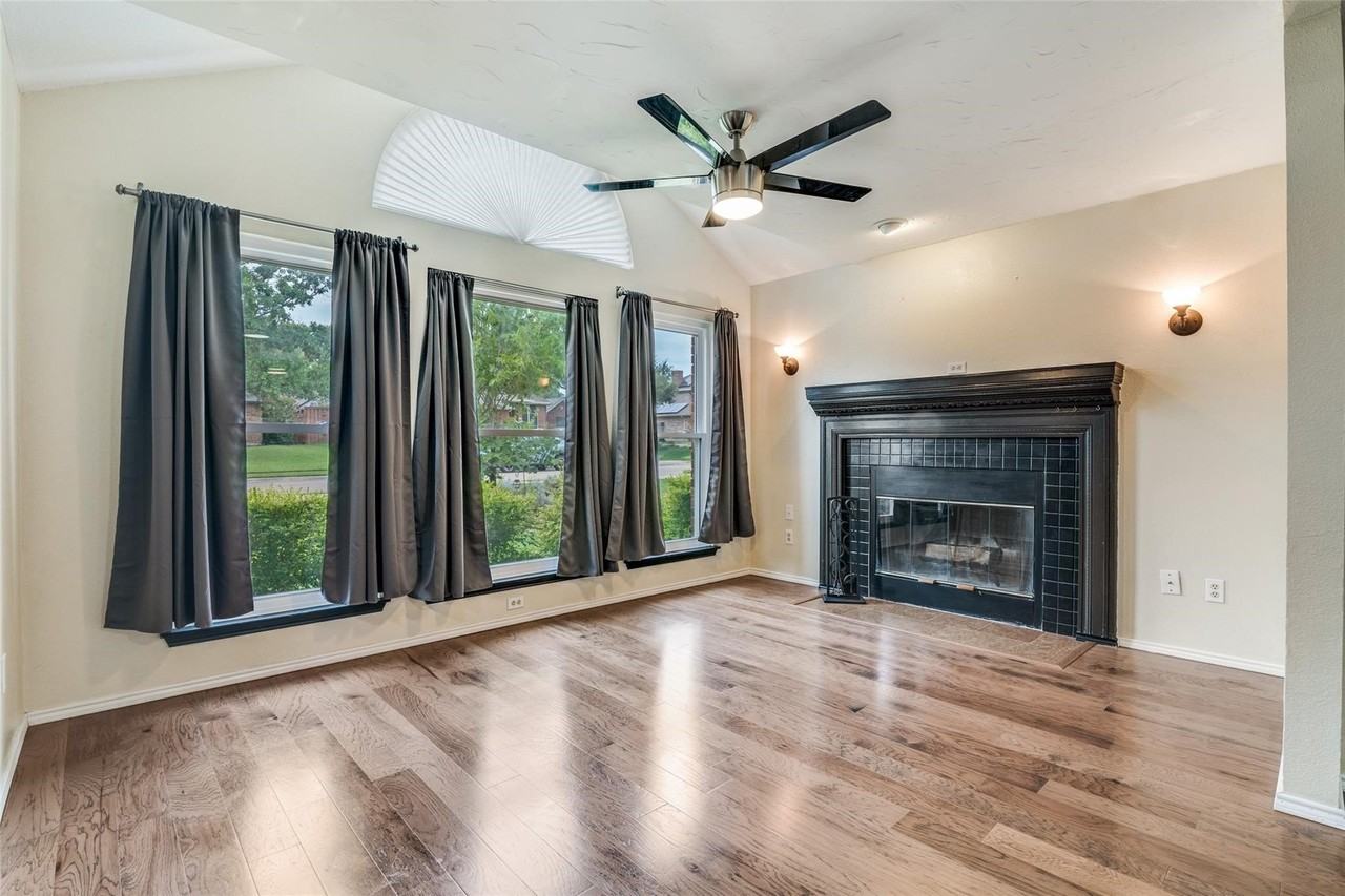6512 Coral Ln - Photo 3 of 22