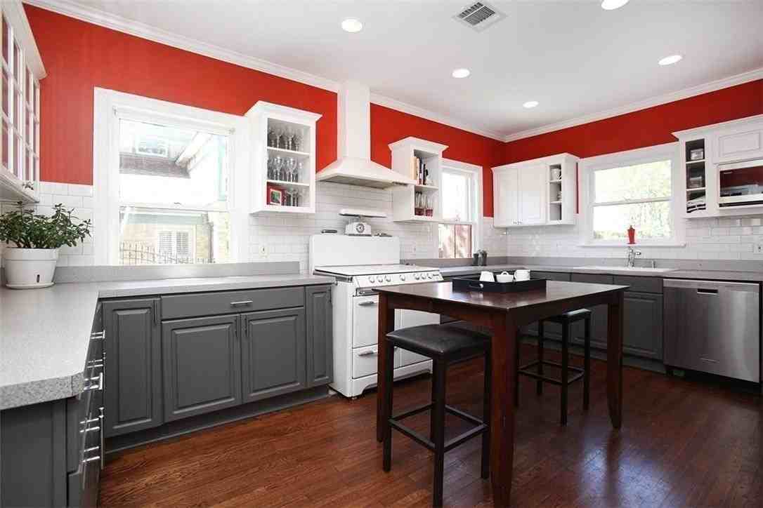 5347 Ridgedale Ave - Photo 3 of 22