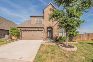 featured image of 1742 Holmwood Dr