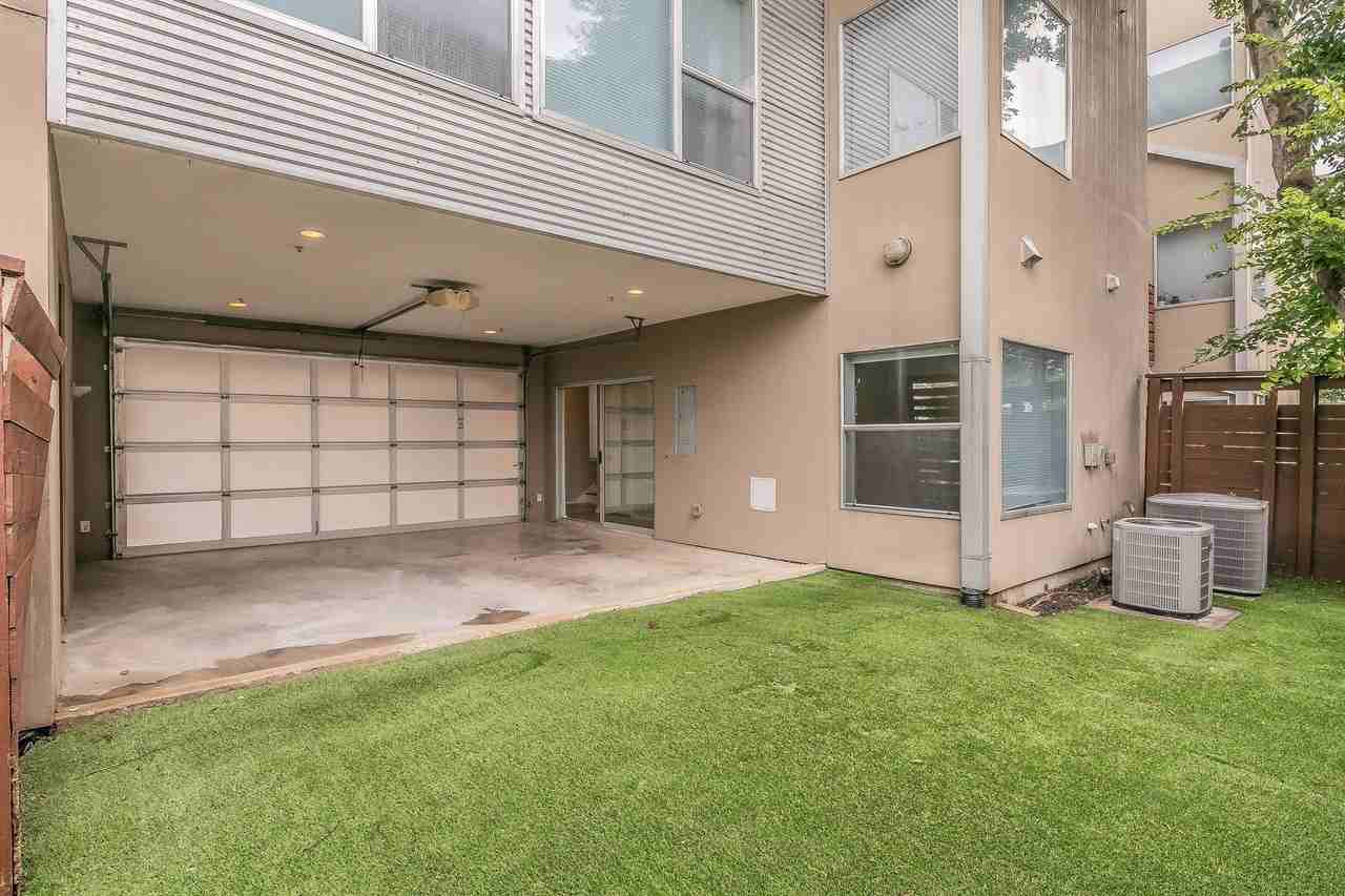 5205 Capitol Ave #6 - Photo 3 of 36