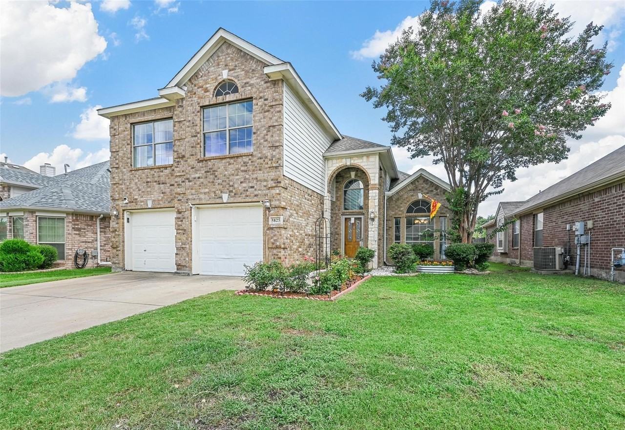 5825 Fathom Dr - Photo 2 of 2