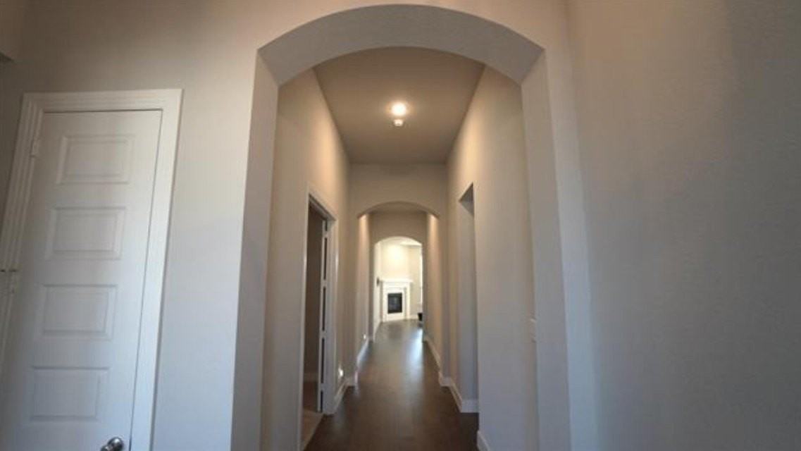 1833 Purtis Creek Dr - Photo 2 of 20