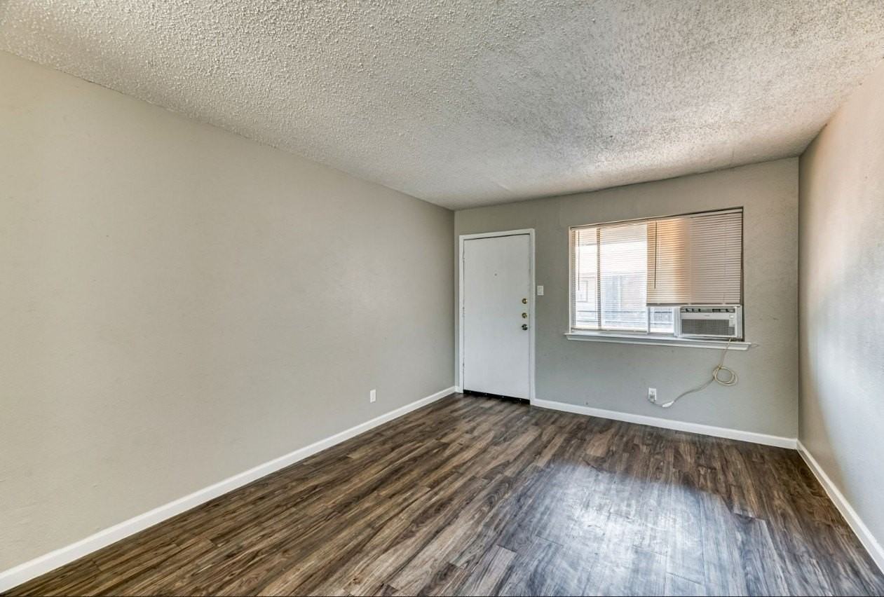 5315 Columbia Ave #116 - Photo 3 of 14