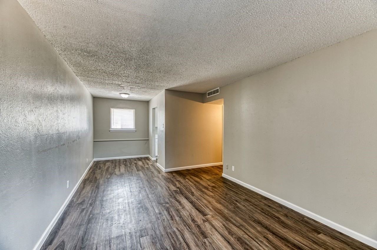 5315 Columbia Ave #116 - Photo 4 of 14