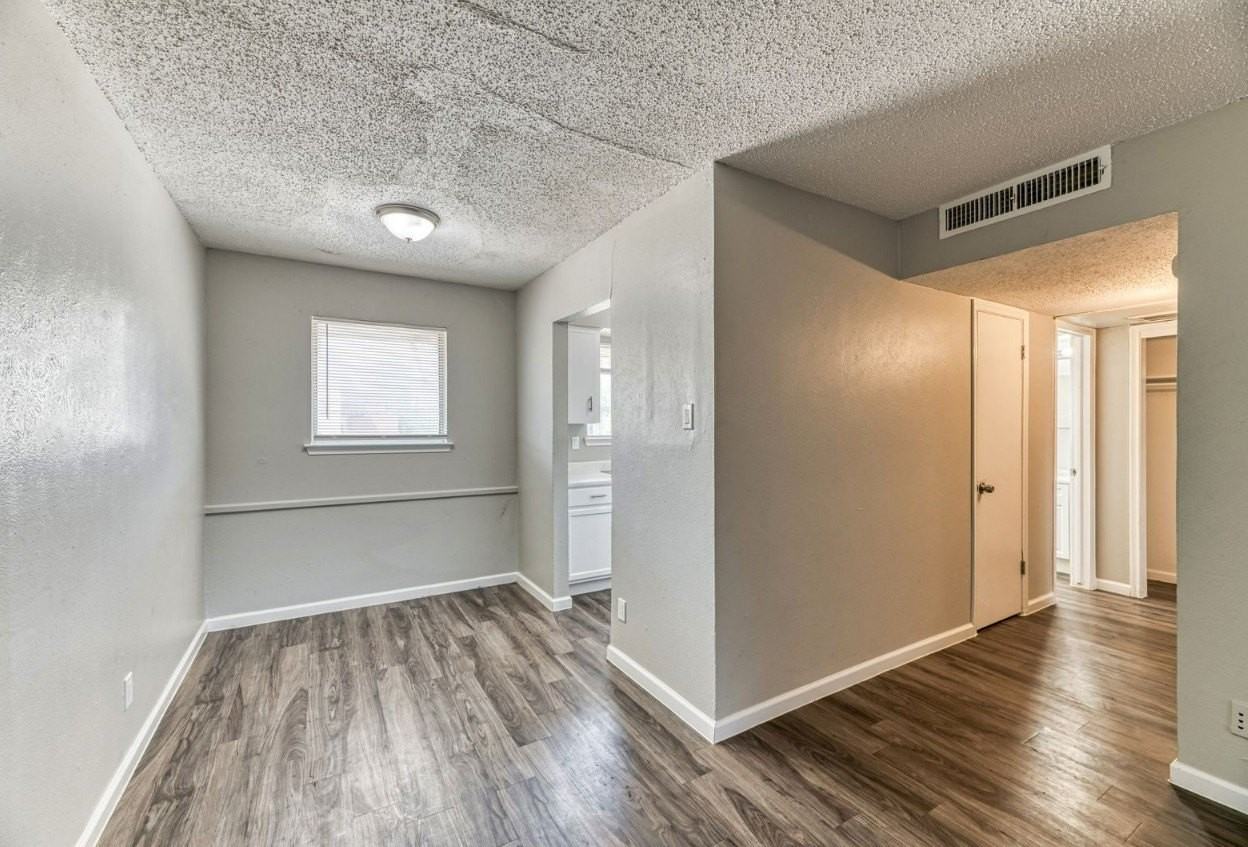 5315 Columbia Ave #116 - Photo 5 of 14