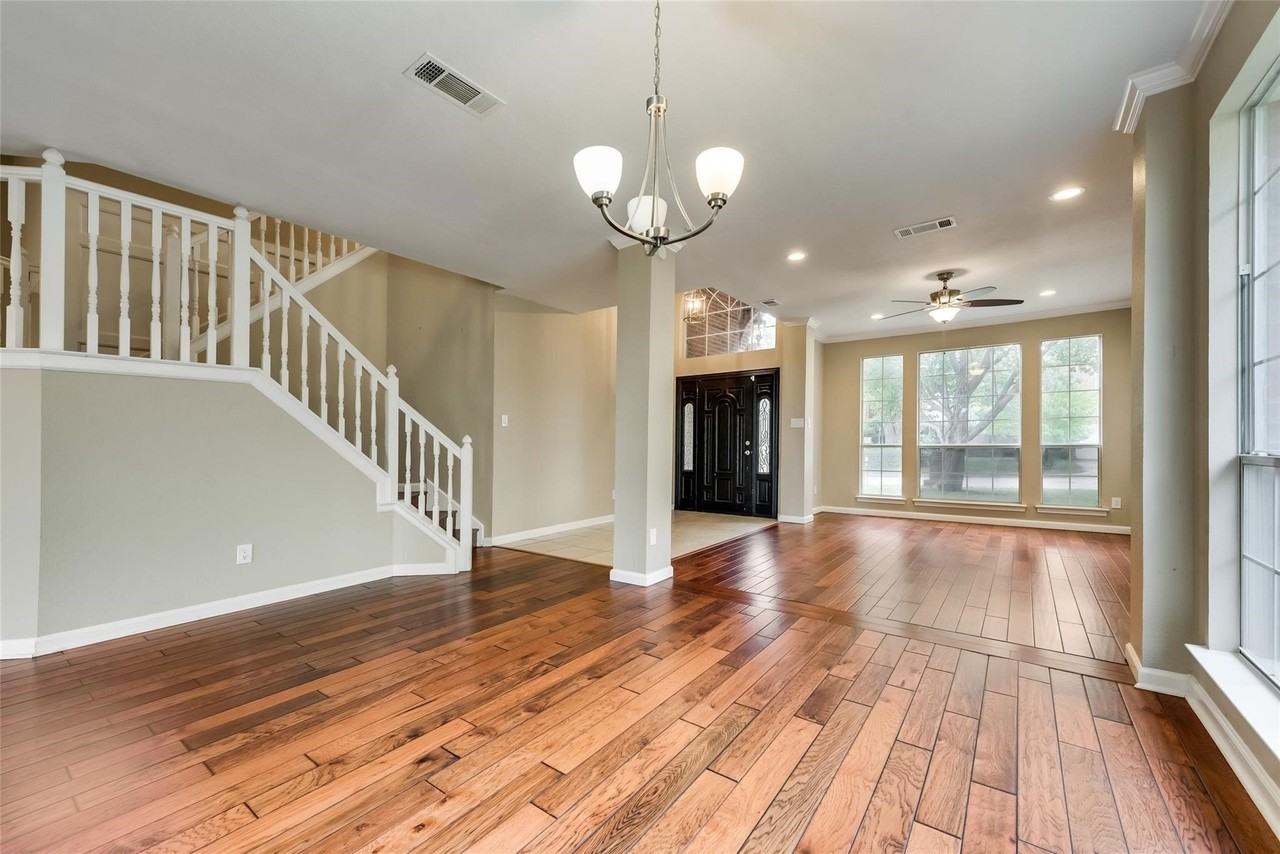 4319 Vine Ridge Ct - Photo 3 of 14