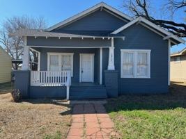 featured image of 1917 S 15th St