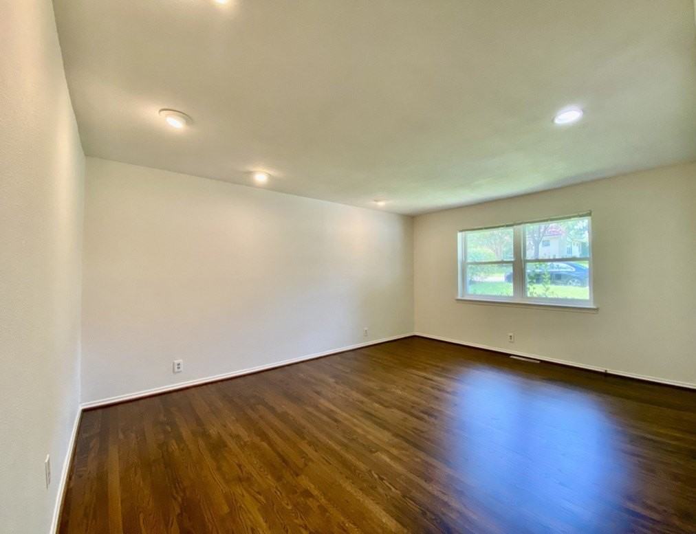 2125 Forest Oaks Dr - Photo 5 of 29