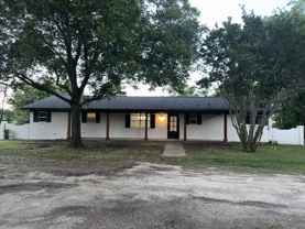 324 County Road 904 - Photo 1 of 1