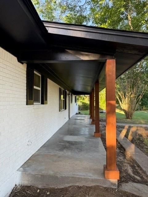 324 County Road 904 - Photo 2 of 12