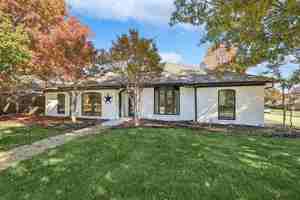 featured image of 6300 Topaz Way
