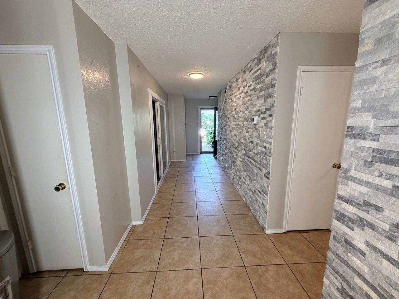 3624 Willow Creek Trl - Photo 4 of 21