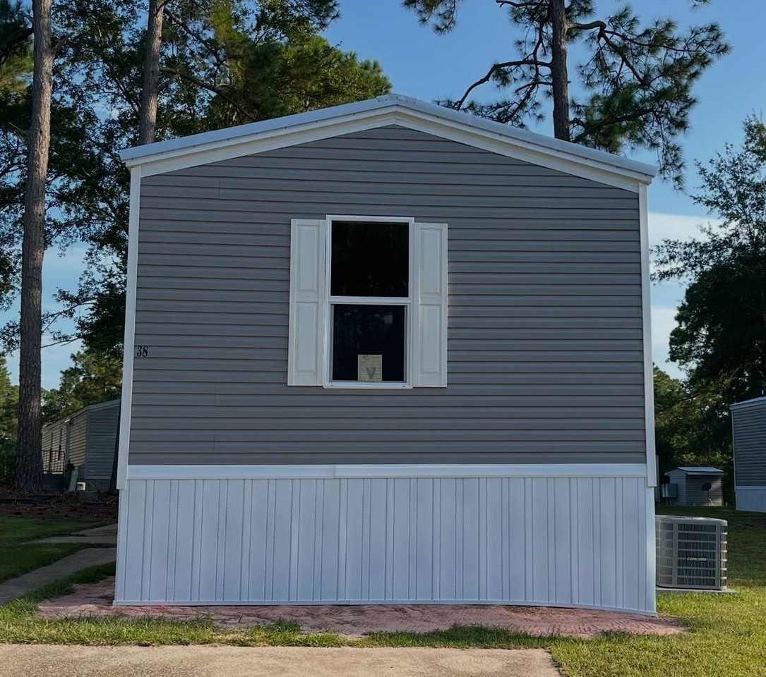 14142 Lorraine Rd #38 - Photo 3 of 12